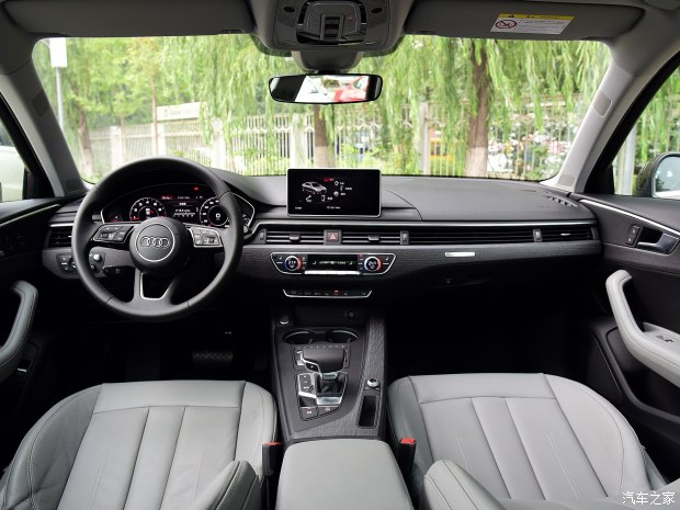 一汽-大眾奧迪 奧迪A4L 2017款 45 TFSI quattro 風尚型 一汽-大眾奧迪 奧迪A4L 2017款 45 TFSI quattro 風尚型