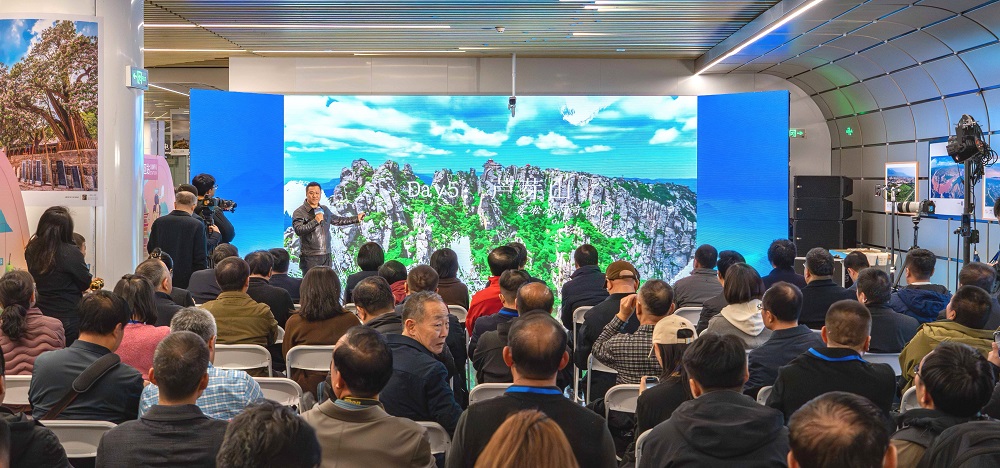 活動(dòng)現(xiàn)場(chǎng)，文旅星推官推介忻州。